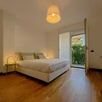 Aspromonte Lakeside - Garden Retreat Apartmán *