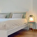 Aspromonte Lakeside - Garden Retreat