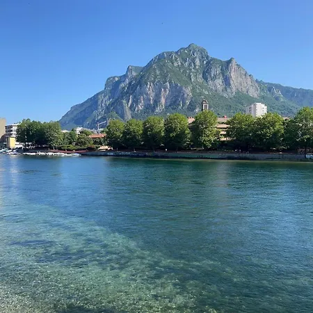 Aspromonte Lakeside - Garden Retreat 아파트 *