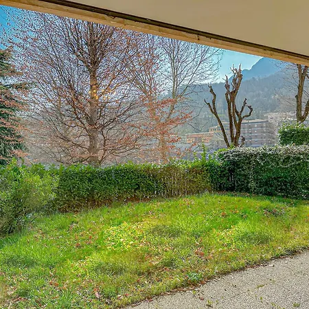 Aspromonte Lakeside - Garden Retreat Apartment *
