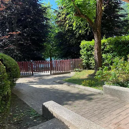 Aspromonte Lakeside - Garden Retreat