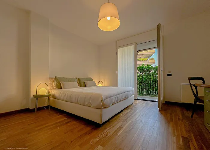 Aspromonte Lakeside - Garden Retreat Daire *