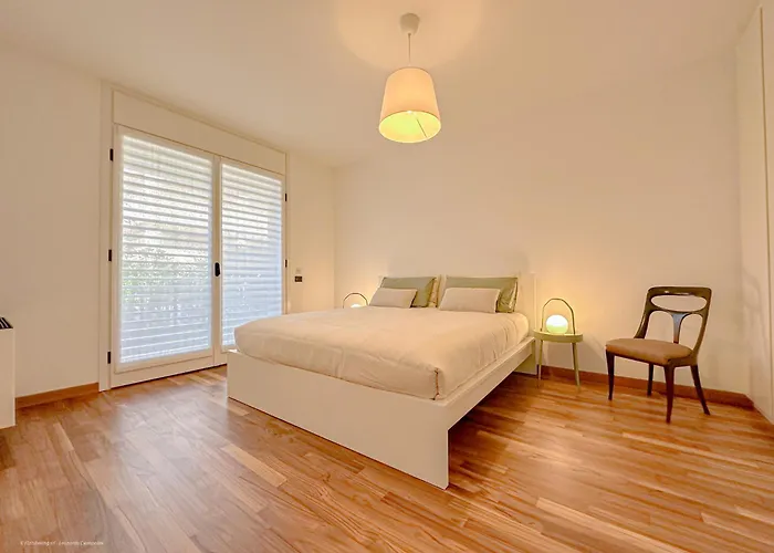 Aspromonte Lakeside - Garden Retreat Daire *