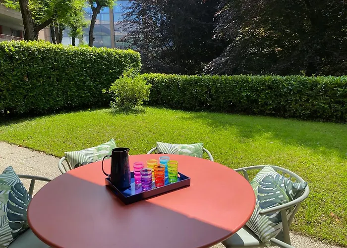 Apartment Aspromonte Lakeside - Garden Retreat *